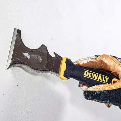 Miniatura 8 de DEWALT Herramienta de pintor 9 en 1 Rascador recto, rascador curvo, sacador de uñas, limpiador de rodillo, abrelatas, abrebotellas, extractor