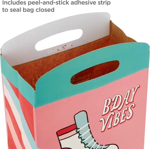 Miniatura 5 de Hallmark Bolsas de regalo grandes autosellantes con asas (4 bolsas, 2 diseños: auriculares Good Vibes, patines Bday Vibes) para niños, cumpleaños