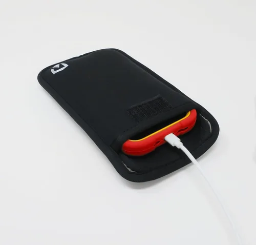 Miniatura 3 de RadiArmor Funda de bloqueo EMF para teléfono celular, bolsa de bloqueo EMF - Versión XL actualizada para teléfonos inteligentes más grandes