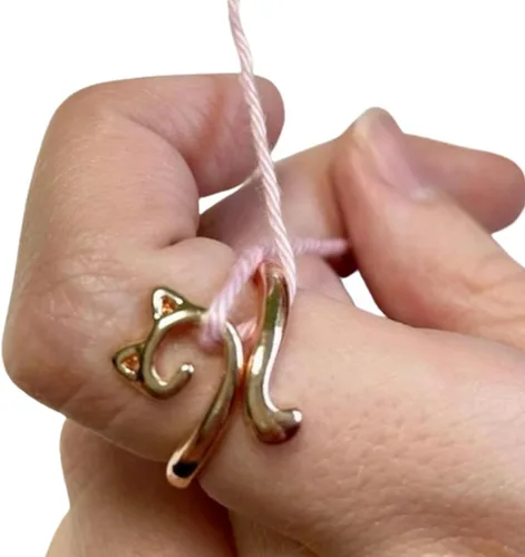 Miniatura 8 de Kanika Jewelry Trove Anillo de Ganchillo de Gato de Plata de Ley Purr-fectamente Elaborado para Entusiastas del Tejido de Punto