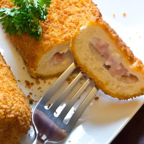 Miniatura 3 de Today Gourmet Foods of NC -Pechugas de pollo deshuesadas sin hueso Cordon Bleu de estilo casero sin cocer 12-7oz Porciones
