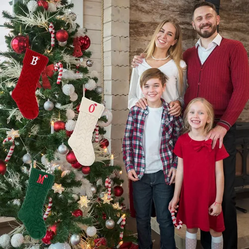 Miniatura 6 de Botas de Navidad personalizadas, iniciales personalizadas, 18 pulgadas, botas de Navidad tejidas con letras para colgar en la chimenea, botas de Rojo
