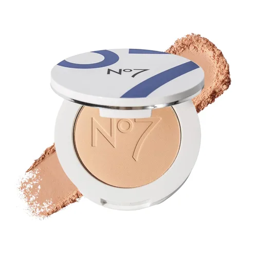 Miniatura 9 de No7 Lift & Luminate - Polvo de triple acción – Polvo de ajuste de maquillaje prensado ligero para cara – Polvo de ajuste compacto que reduce