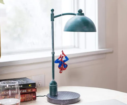 Miniatura 5 de Lámpara de escritorio LED Spider-Man de Marvel Streetlight Luz nocturna de superhéroe 16 pulgadas