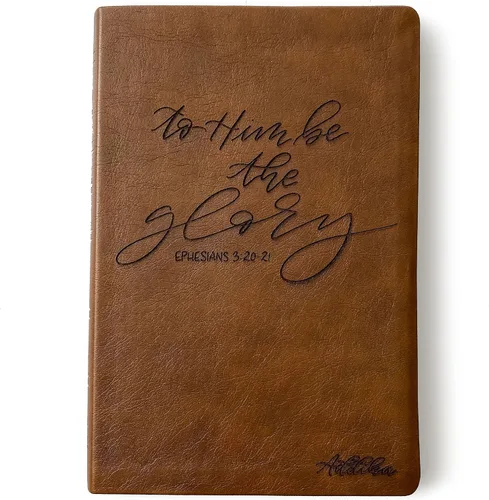 JOY CREATIVE Biblia de referencia de impresión grande NASB | Personalizado con nombre | Diseño personalizado con letras a mano y grabado con láser |