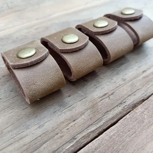 Miniatura 7 de Paquete de 4 llaveros de cuero para cinturón para hombre y mujer, para mantener tu cinturón extra largo