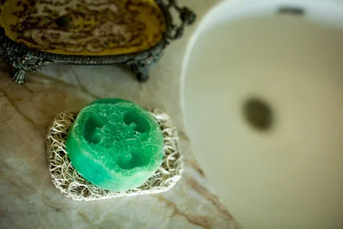 Miniatura 4 de Aira Jabonera - Plato para Jabón y Accesorio de Soporte de Jabón - Portajabones sin BPA para Ducha y Baño - Fabricado en EE. UU. - Drena el Agua