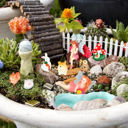 Miniatura 6 de Wenqik 26 piezas de figuras de hadas en miniatura, mini accesorios de jardín, pequeñas hadas, decoración de mini diorama de jardín, figuras de hadas