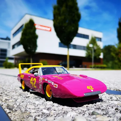 Miniatura 4 de Carrera 30941 Dodge Charger Daytona No. 42 1:32 Escala Digital Slot Car Racing Vehículo Digital Ranura Coche Carreras Pistas