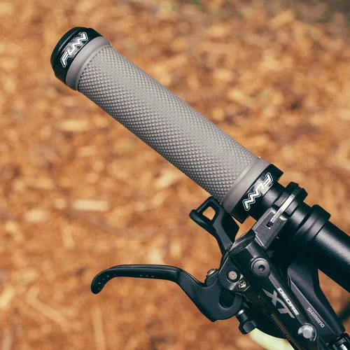 Miniatura 4 de Funn Empuñaduras de manillar de bicicleta de montaña Combat con abrazadera de doble bloqueo, empuñaduras fáciles de ajustar y duraderas con diámetro