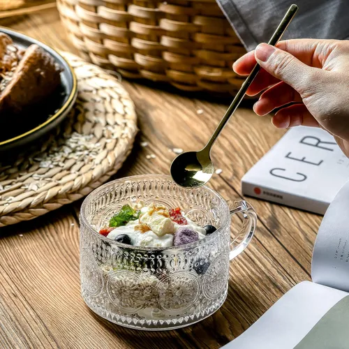 Miniatura 5 de Gezzeny Tazas de Café de Vidrio Vintage con Tapas de Madera de 14 Oz Juego de 2 Tazas de Té en Relieve para Capuchino, Latte, Cereal, Bebidas