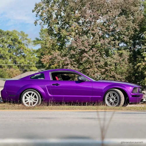 Miniatura 8 de VViViD+ - Rollo de película de vinil ultra brillante para automóvil, color púrpura caramelo, con tecnología de nano-liberación de aire, protector