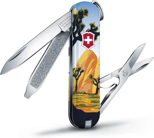 Miniatura 2 de Victorinox Classic SD Swiss Army – Navaja de bolsillo, compacta, 7 funciones, navaja suiza fabricada en Suiza con hoja pequeña, destornillador