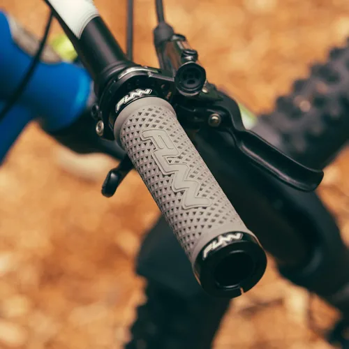 Miniatura 5 de Funn Combat II - Empuñaduras para manillar de bicicleta de montaña con doble bloqueo en la abrazadera, empuñaduras cómodas y duraderas con diámetro