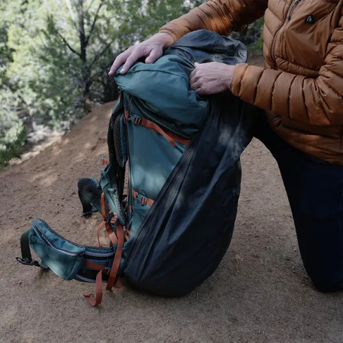 Miniatura 12 de Kelty Funda de lluvia para mochila, cubierta a prueba de agua para senderismo y mochilero, 30 a 105 litros, cincha elástica, bolsillo integrado