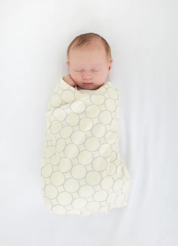 Miniatura 3 de SwaddleDesigns Ultimate Winter Swaddle, manta de recepción XL, hecha en Estados Unidos, franela de algodón premium, elefante y pollitos amarillos