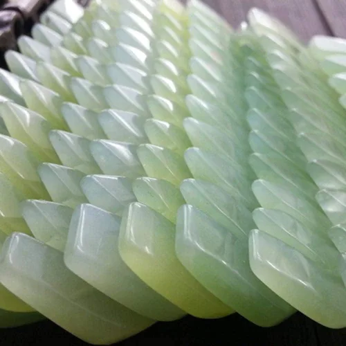 Miniatura 3 de 4 unids verde naturaleza jade piedra masaje peine tradicional natural jade masajeador de acupuntura terapia de cabeza tratamiento de punto gatillo