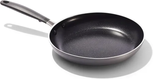 Miniatura 9 de OXO Sartén antiadherente de 8 pulgadas, mango de silicona sin BPA, apto para lavavajillas y horno, sartén de cerámica sin PFAS, color negro
