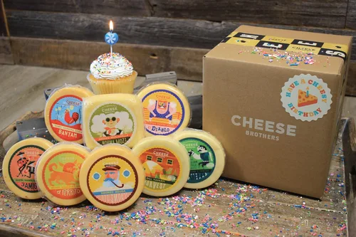 Miniatura 22 de Caja de regalo de Cheese Bros. Brotherhood Fresco de Wisconsin Surtido de Gouda, Havarti, Mozzarella y Fratello Gran idea de regalo de comida