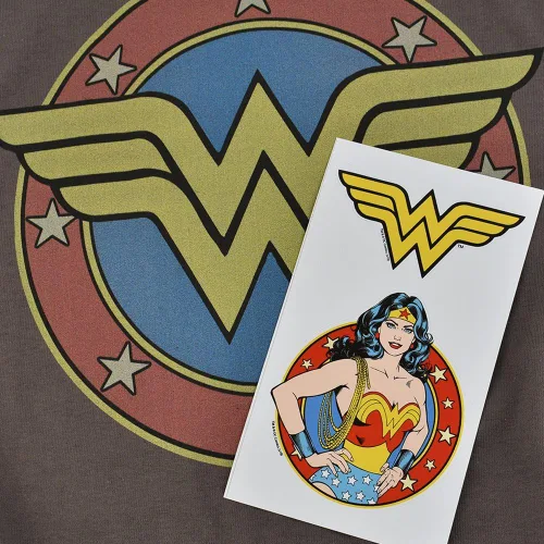 Miniatura 6 de Popfunk Wonder Woman Circle Logo - Camiseta unisex para hombre