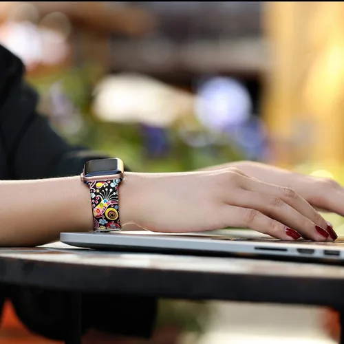 Miniatura 4 de Laffav - Correa de repuesto para Apple Watch de 40 mm, 38 mm, 44 mm, 42 mm, para hombres y mujeres, diseño deportivo suave, resistente al agua