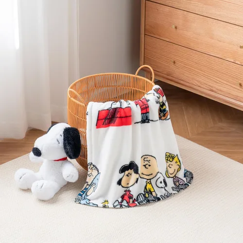 Miniatura 8 de Berkshire VelvetLoft Peanuts Snoopy - Manta de felpa con bonito personaje, Peanuts Gang, manta (55 x 70 pulgadas)