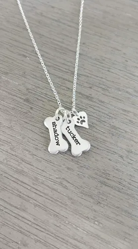 Miniatura 4 de Collar Conmemorativo Personalizado de Hueso de Perro con Dije de Huella de Pata de Plata Esterlina 925 - Collar Conmemorativo con Nombres