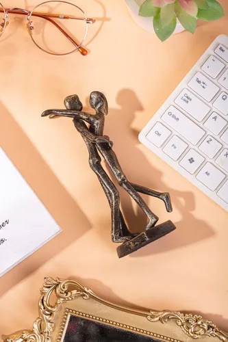 Miniatura 5 de Regalo de escultura de hierro para 6º aniversario, estatua romántica de pareja para ella, decoración de metal negro hecha a mano, boda, San