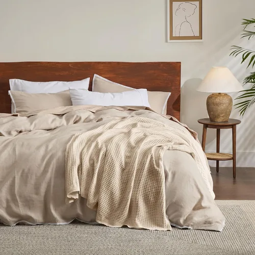 Miniatura 6 de Bedsure Manta 100% algodón para sofá, 50 x 70 pulgadas, transpirable y suave para primavera y verano, manta de tejido de gofre para oficina