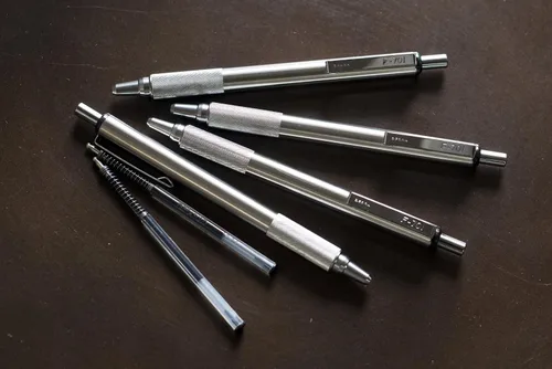 Miniatura 3 de Zebra Pen G-402 Bolígrafo de gel retráctil, barril de acero inoxidable, punta fina, 0.020 in, tinta negra, paquete de 2