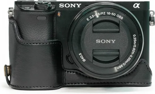Miniatura 4 de MegaGear Ever Ready - Funda de piel para cámara compatible con Sony Alpha A6300, A6000