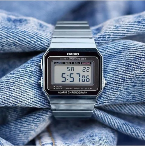 Miniatura 4 de Casio A700W-1A Reloj Digital Unisex Retro Acero Inoxidable LED A700, plateado, Digital