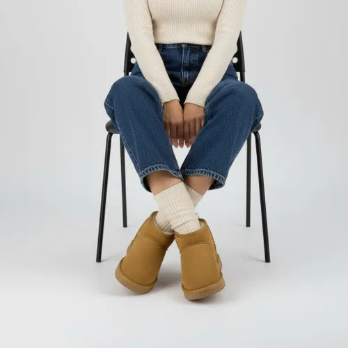 Miniatura 31 de CUSHIONAIRE, Hip 2 - Botas de nieve de gamuza auténtica para mujer, sin cordones, con cómodo forro de piel de oveja sintética + espuma viscoelástica