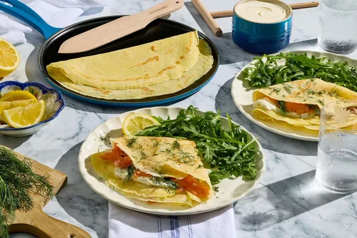 Miniatura 6 de Le Creuset Sartén Crepe Redonda Tradicional de Hierro Fundido Esmaltado, 10.25 Pulgadas, Alcachofa
