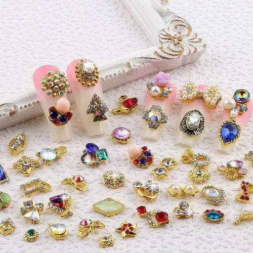 Miniatura 6 de 50 dijes de uñas dorados 3D para uñas acrílicas, estilos mixtos, diamantes de imitación para uñas, joyas de uñas de metal para arte de uñas