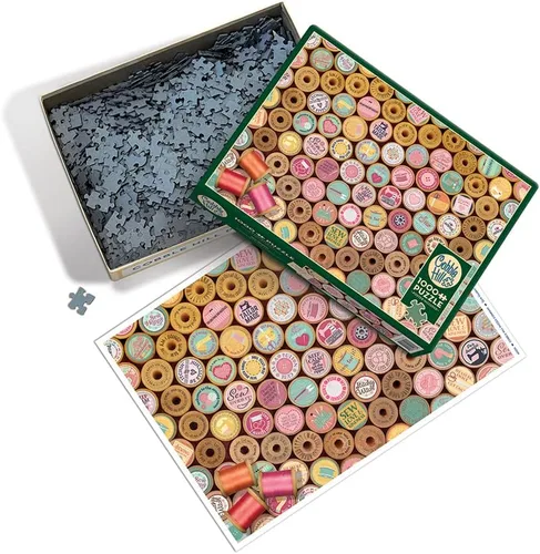 Miniatura 2 de Cobble Hill - Rompecabezas de 1000 piezas - ¡Sew Happy! - Póster de muestra incluido