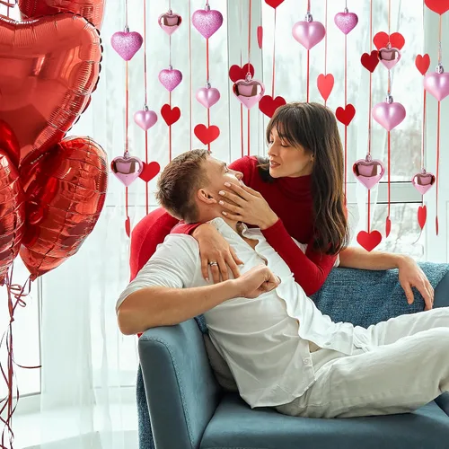 Miniatura 6 de 48 adornos para el día de San Valentín, decoraciones en forma de corazón rosa, 2 tamaños de bolas colgantes, adornos brillantes para boda
