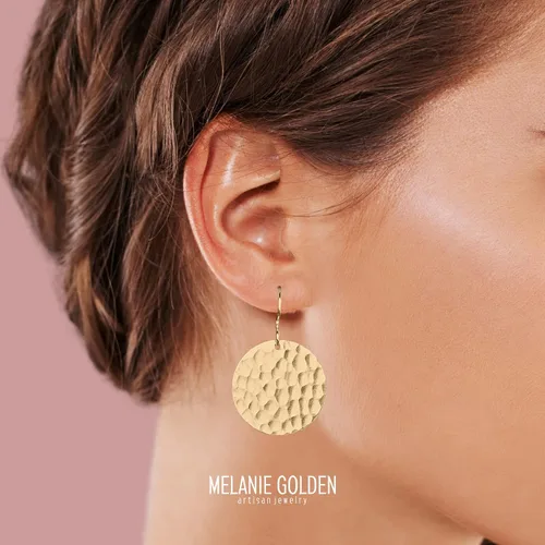 Miniatura 18 de Aretes colgantes grandes con disco circular martillado en plata, oro u oro rosa
