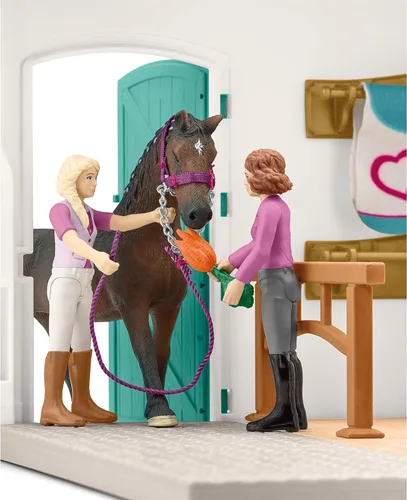 Miniatura 6 de Schleich Horse Club - Juego de 67 piezas de Sofia's Tack Shop con figura de caballo de juguete, 2 figuras de acción posables y accesorios, juguetes