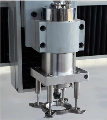 Miniatura 6 de Máquina de grabado Abrazadera automática de placa CNC Abrazadera de placa para motor de husillo grabador (2.559 in)