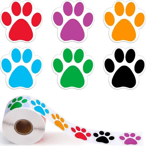 Rollo de 500 calcomanías con estampado de patas de perro, rollo de 500 unidades de 1.5 pulgadas, coloridas, rojas, moradas, negras, lindas etiquetas