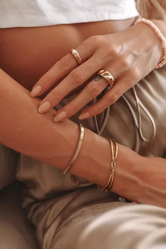 Miniatura 3 de PEARLADA Brazalete de oro de 18 quilates para mujer, pulsera gruesa y abierta, ajustable, joyería de moda