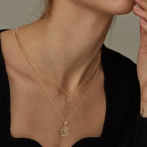 Miniatura 4 de Collares con inicial en capas de oro para mujer, chapado en oro de 14 quilates, gargantilla de disco de capas delicadas, collar hecho a mano