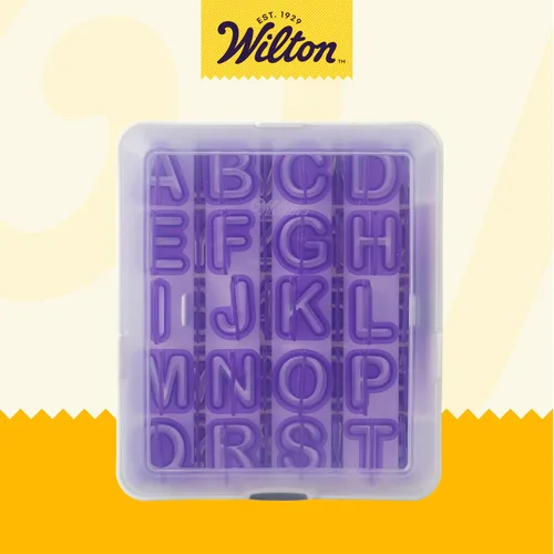 Miniatura 2 de Juego de cortadores de fondant alfanuméricos Wilton 417-7554 40.