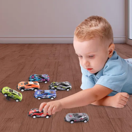 Miniatura 8 de ArtCreativity Coches de carreras con tapa para niños, juego de 12 autos de juguete en 8 diseños, mini autos de carreras fundidos a presión