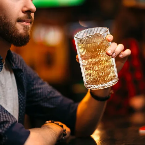 Miniatura 9 de INSETLAN Juego de 4 vasos de cristal acanalados de 17 onzas, vasos de cristal juego de cristalería vintage grande, vasos de cóctel estilo origami