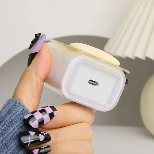Miniatura 6 de Compatible con iPhone de 18 W/20 W, funda de cargador USB-C, bonito protector de cargador suave transparente con ondas de corazón 3D, bonito