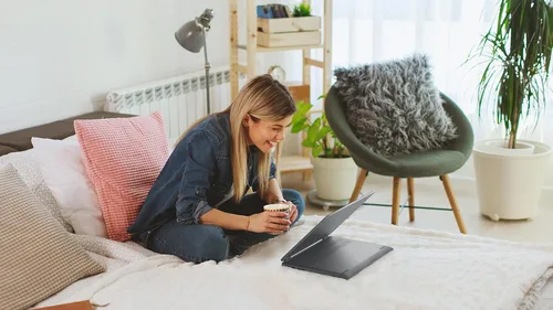 Miniatura 7 de Lenovo IdeaPad Flex 5 2 en 1, pantalla WUXGA de 16 pulgadas, AMD Ryzen 7, 16 GB de RAM, SSD de 512 GB, 1920 x 1200 px, pantalla táctil, Windows 11