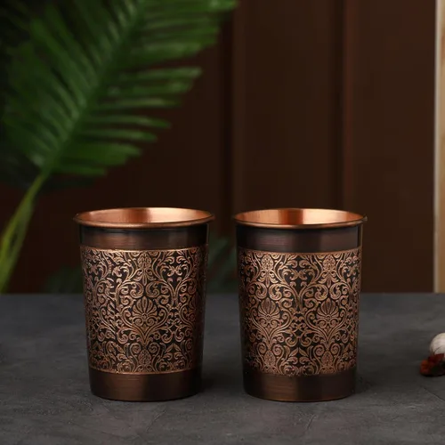 Miniatura 6 de Juego de 2 vasos de cobre, diseño floral, 8.5 fl oz (8.45 onzas líquidas) de capacidad para beneficios para la salud del ayurveda (recto)
