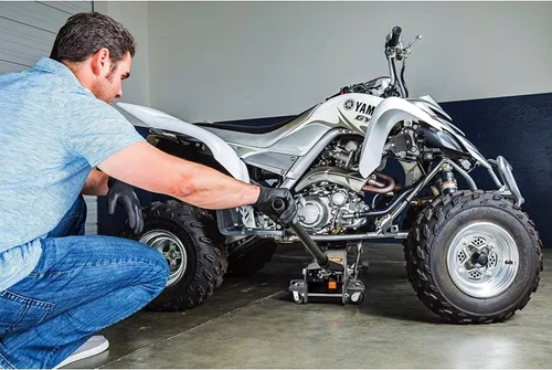 Miniatura 5 de Powerbuilt gato de garaje triple de 1360 kg, resistente para vehículos, camiones, automóviles, motocicletas, gato de transmisión, capacidad de 1.5